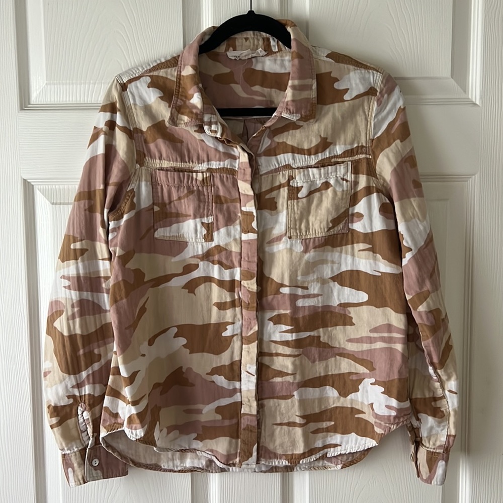 Lovestitch‎ 100% Cotton Gauze Tan and Pink Camo Button Down Shirt Sz L